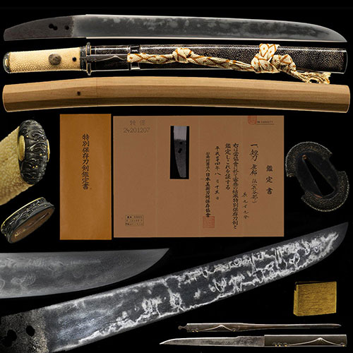 短刀 へし切 長谷部 皆焼に金筋砂流し幾重にも掛る傑作 時代鮫研出鞘拵付 九寸九分 特別保存刀剣