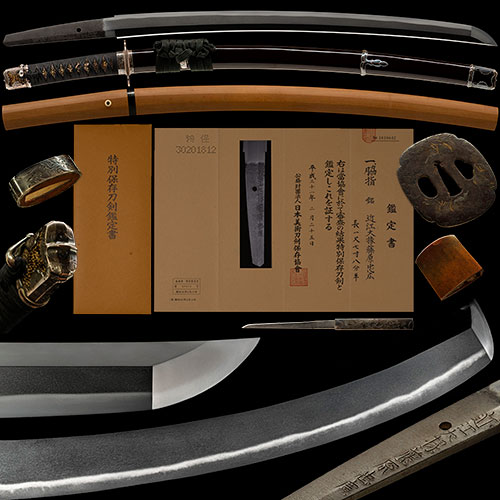  近江大掾藤原忠広 重要候補 黒蝋色塗銀無垢金具拵付 究極の小糠肌に地刃明るく冴える傑作 一尺七寸九分