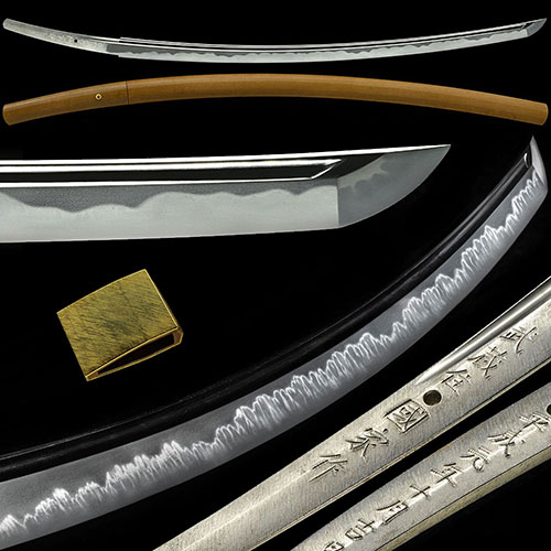 武蔵住国家作 平成元年十月吉日 身幅3.5cm猪首鋒太刀 足葉長く頻りに入る華やかな丁子乱れ傑作 二尺四寸八分