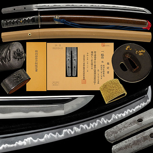 脇差 備州長船康光 応永廿八年二月日 時代拵付 美しい応永肌に乱れ映り立ち腰開き互の目華やかに乱れる傑作 一尺三寸五